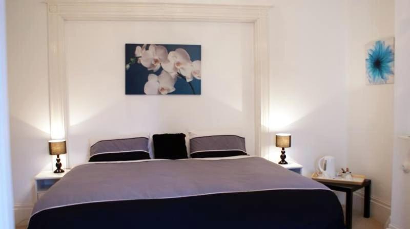 צ'לטנהם Bentons Guest House חדר תמונה
